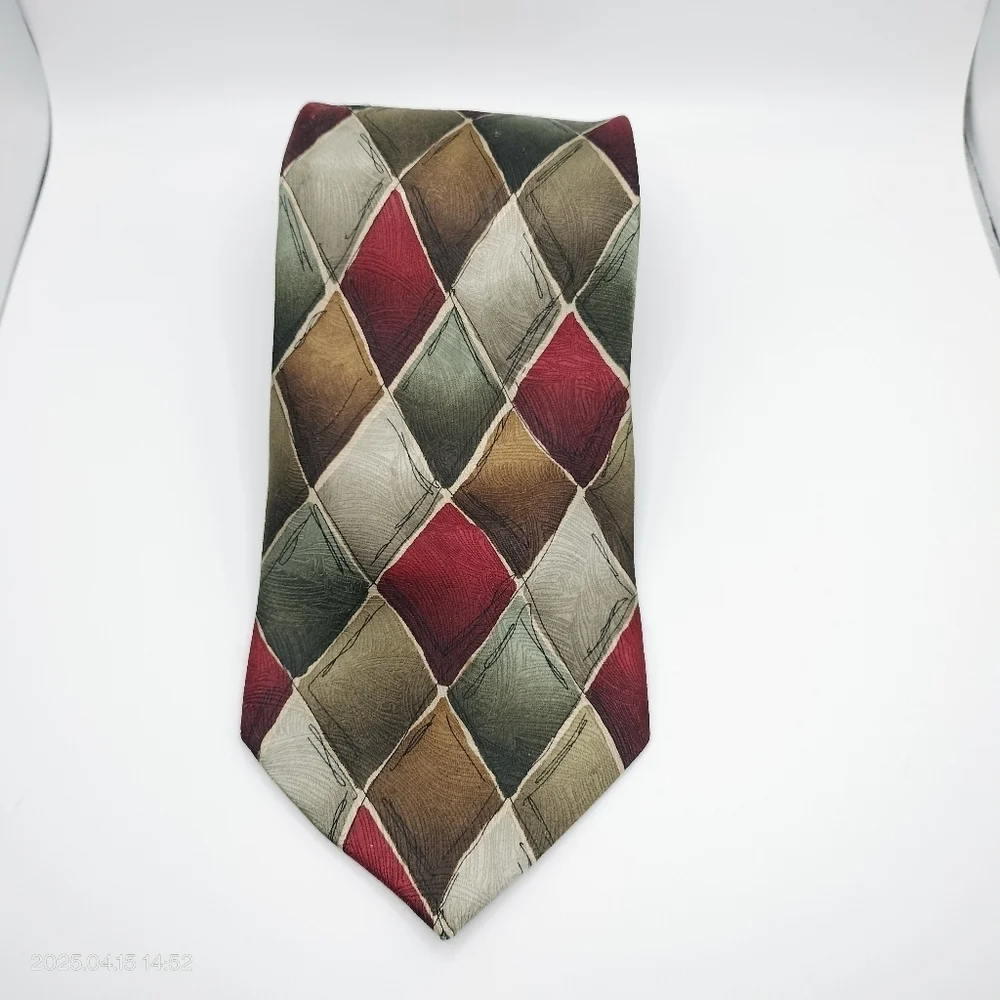 J. Garcia Silk Necktie Multicolor Diamond Pattern Tie Lady with Argle Socks 1996